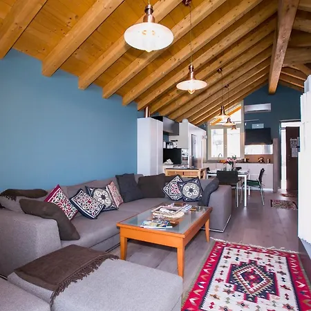 Sleeps 2 Pool Air Con Regoledo